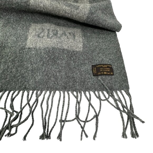 LOUIS VUITTON Gray Cashmere Logo Unisex Scarf Made in Scotland - Picture 6 of 10